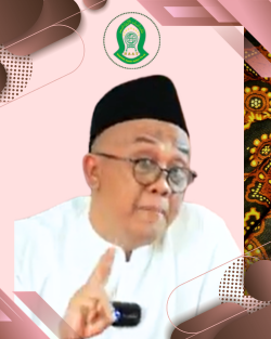 K.H. Luqman Haris Dimyathi (Pengasuh Perguruan Islam Pondok Tremas Pacitan)